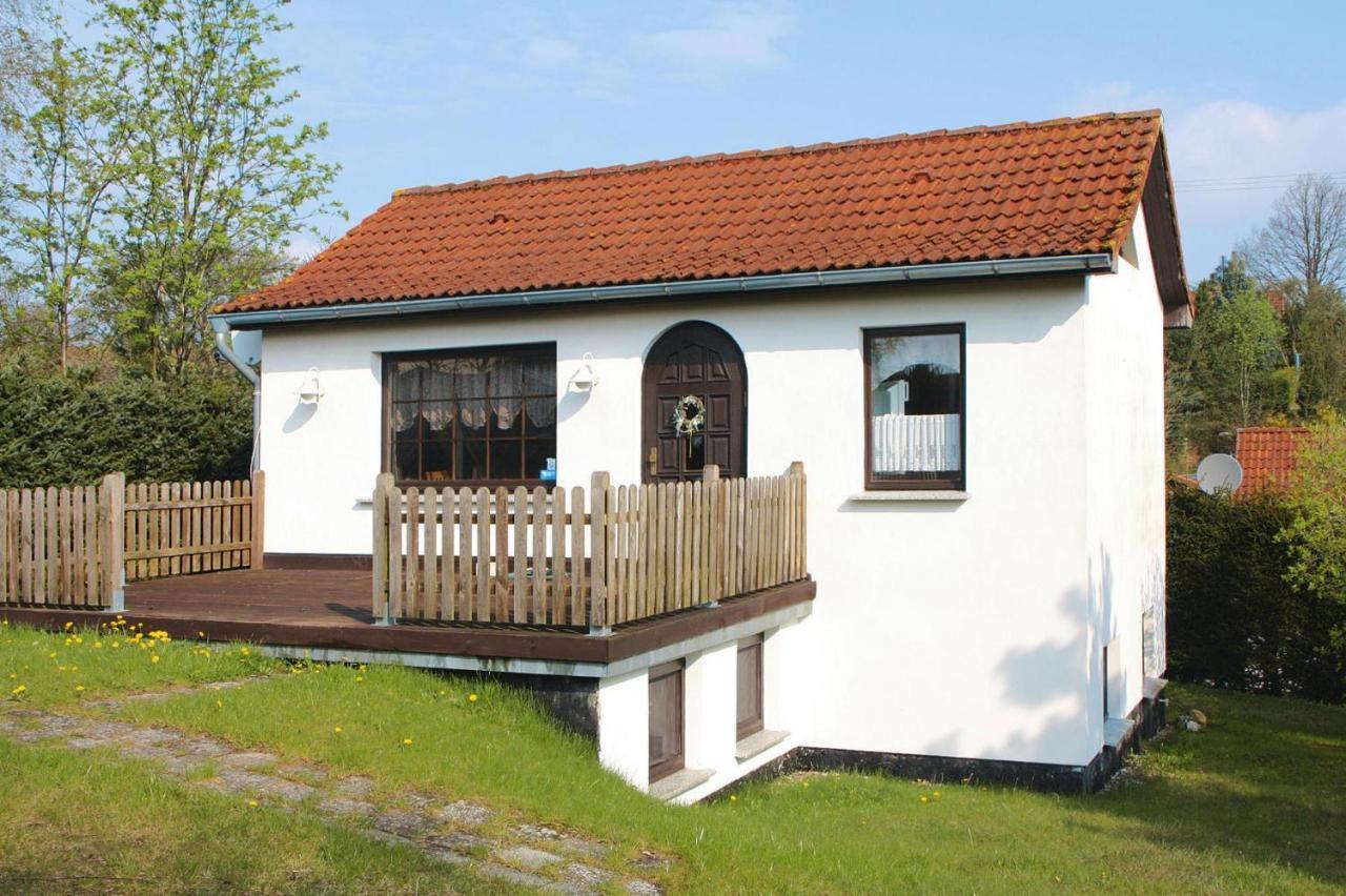 Ferienhaus In Dolgen Am See Hohen Sprenz Exterior foto